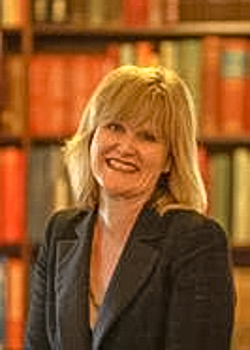 Dr Debra Graves 