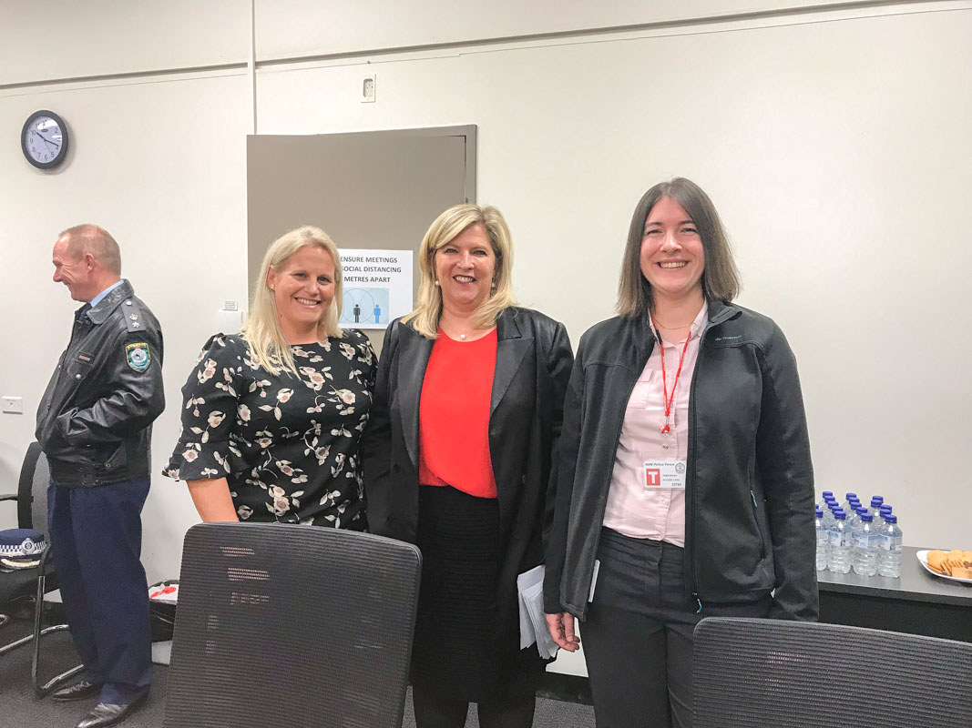 Felicity Cox with Minister Taylor & Fiona I'Anson 