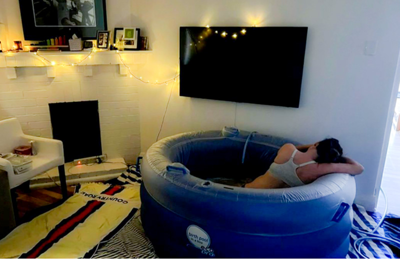 Homebirth pool in living room 