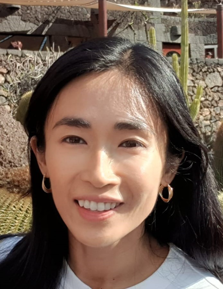 Portrait photo of Tiffany Tran
