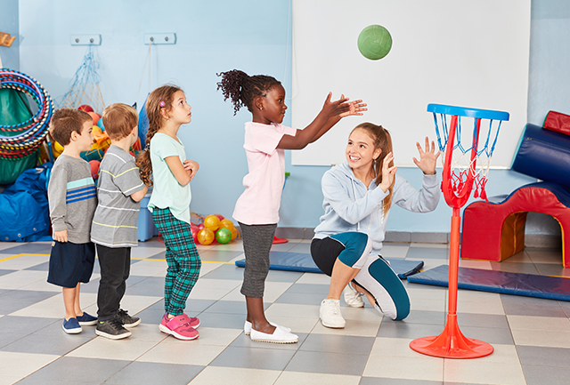 kids playing basketball